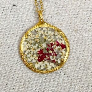 Catherine Weitzman Gold Tone Pressed Flower Pendant Necklace
